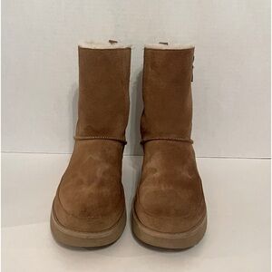Uggs Short Outer Side  Zipper Brown Boot
